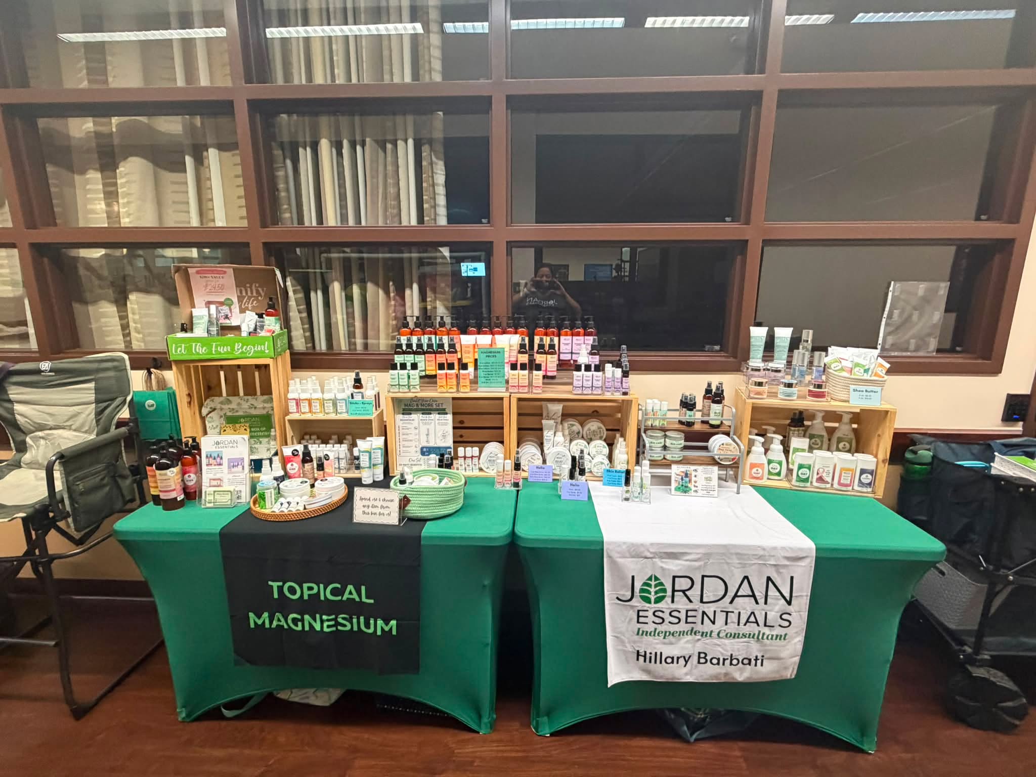 Come visit me today at Bryant & Stratton on Long Pond Rd!  We are here until 3! 

Come try the new August Joyful Jordan box and smell our NEW signature scent for Fall - Crimson Kiss!